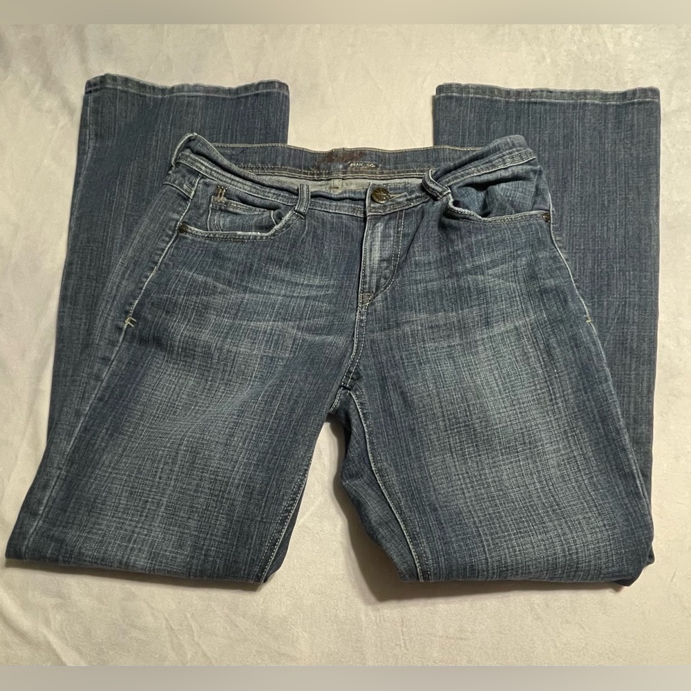 Foster Jeans Co. womens size 8 bootcut denim jeans button back pockets
